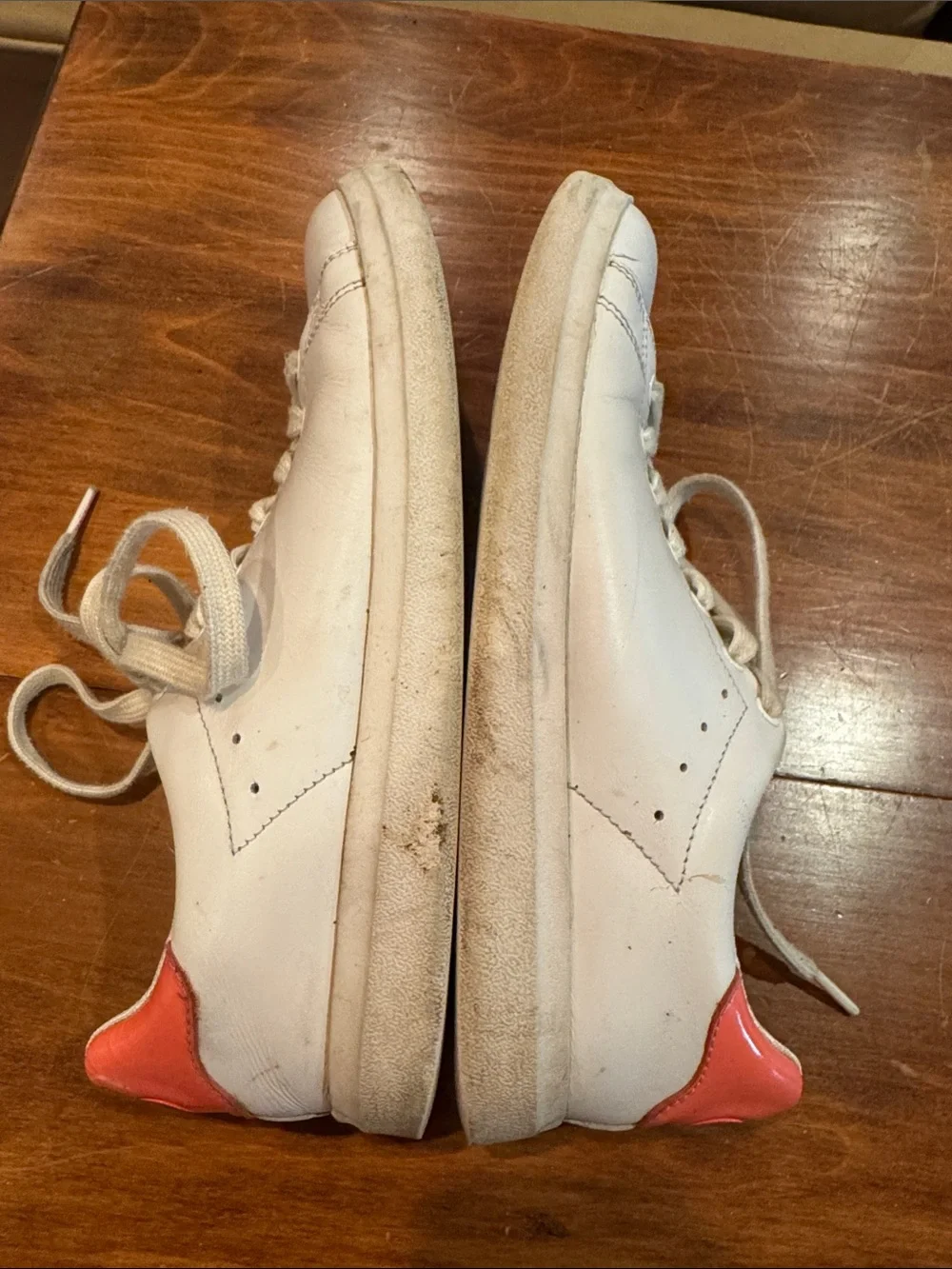 Tory Burch Women’s Sneakers 8 White Leather Comfort Travel Peach Logo
